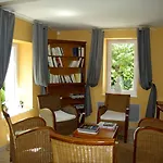 Hotel Logis La Bastide Des Monges Nyons