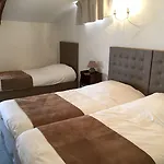 Logis La Bastide Des Monges Nyons