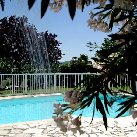 ホテル Logis La Bastide Des Monges