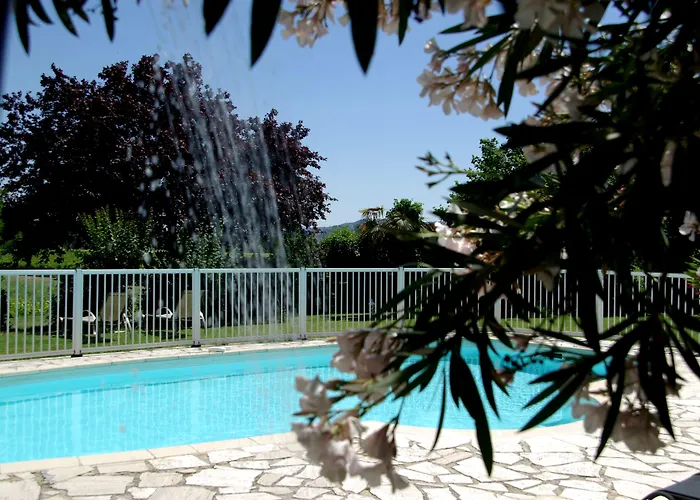 Hotel La Bastide Des Monges