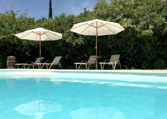 Hotel La Bastide Des Monges 3*