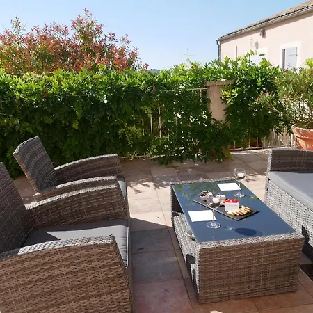 Hotel Logis La Bastide Des Monges