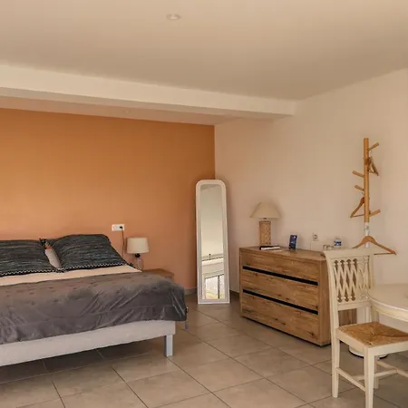 Logis La Bastide Des Monges Hotell Nyons