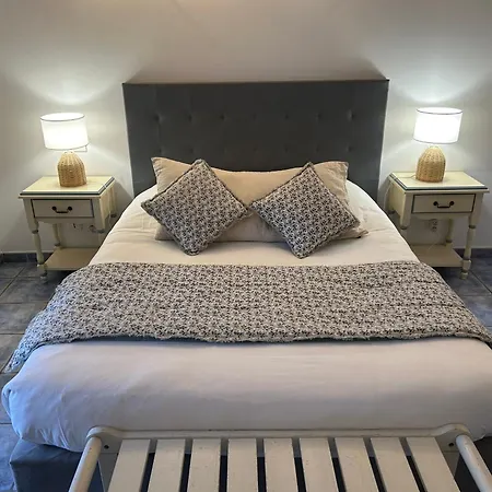 Logis La Bastide Des Monges Nyons