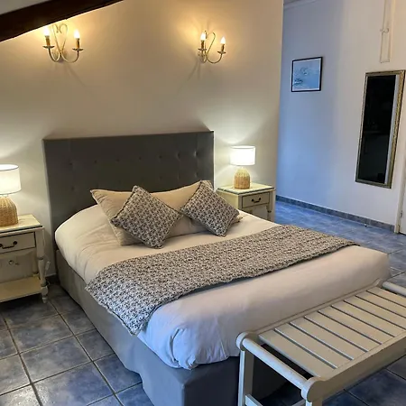 Logis La Bastide Des Monges 3* Nyons