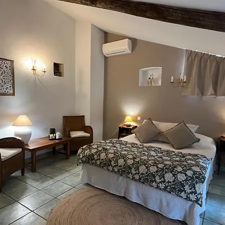Logis La Bastide Des Monges