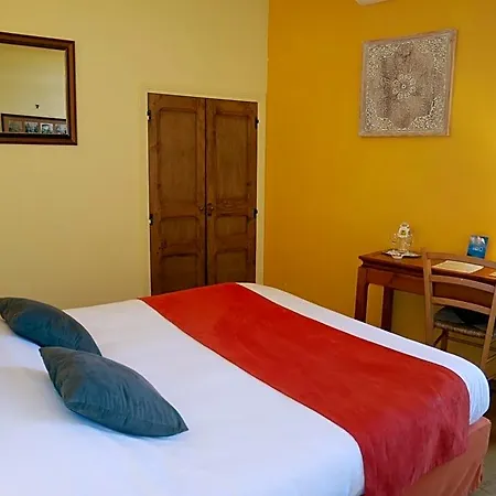 Hotell Logis La Bastide Des Monges
