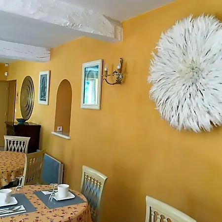 فندق Logis La Bastide Des Monges 3*