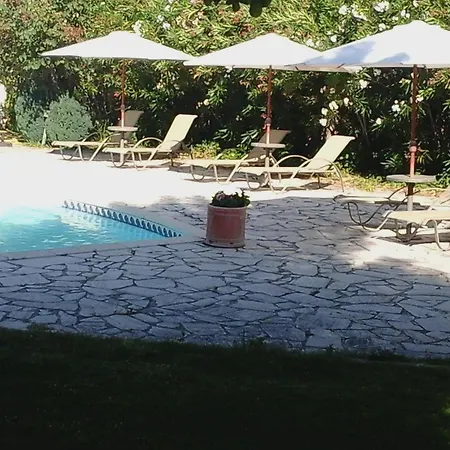 Hotel Logis La Bastide Des Monges Nyons