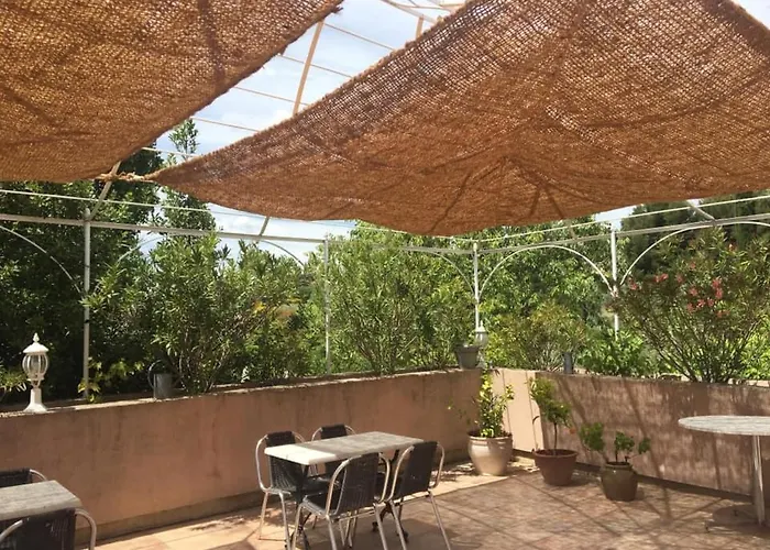 Logis La Bastide Des Monges 3* Nyons