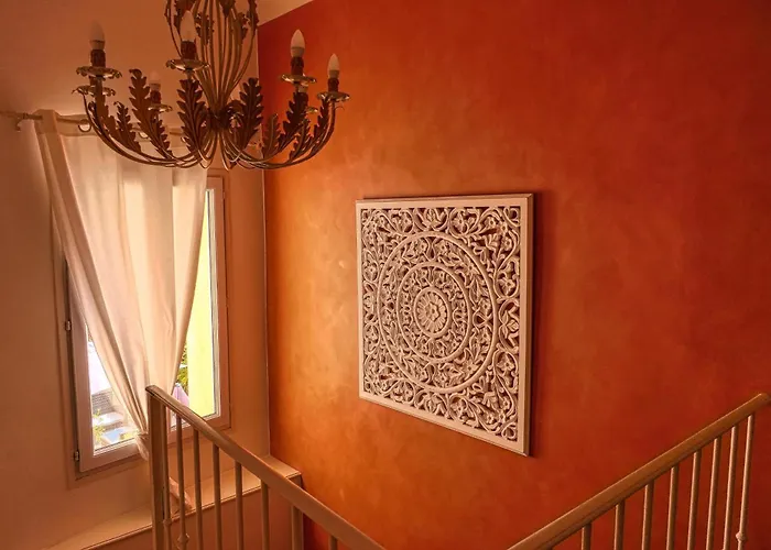 Hotel Logis La Bastide Des Monges 3*