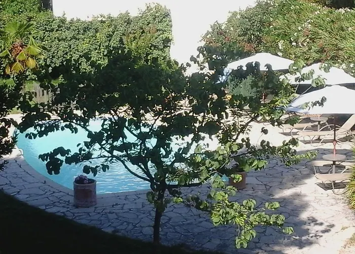 Logis La Bastide Des Monges 3*